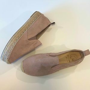 Passeggiando Ravello- pink/nude suede espadrille slip on, size 41‎